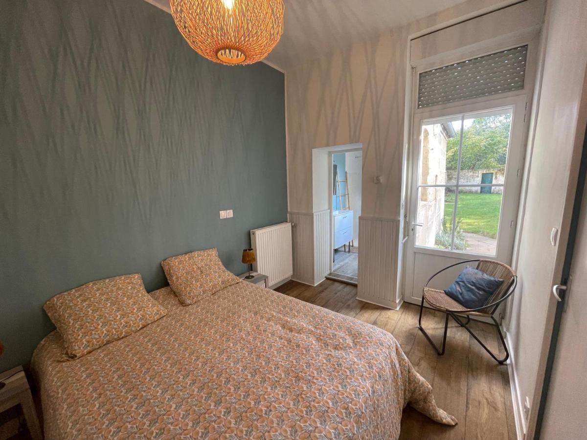 -Le Petit Rochelais- centre ville, stationnement, Netflix - idéal couples, familles, business Niort Esterno foto